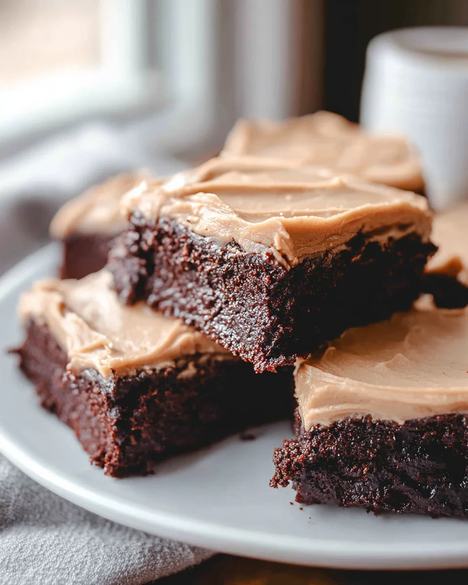 Himmlische Kaffee Brownies mit Frosting – unwiderstehlich